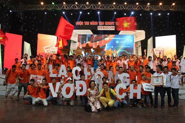 Robocon Lạc Hồng vô địch robocon 2014